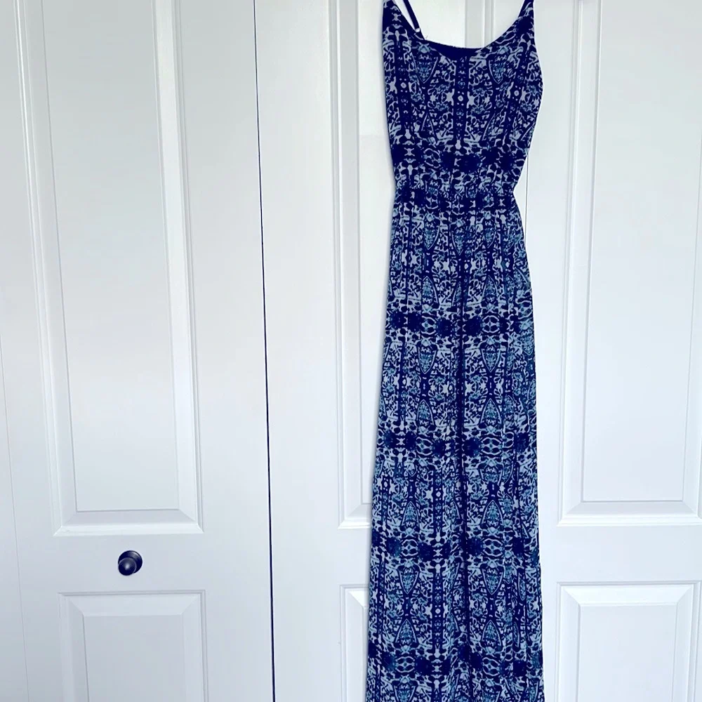 A&F Multi blue maxi dress. Mixed blues, adjustable straps, Small